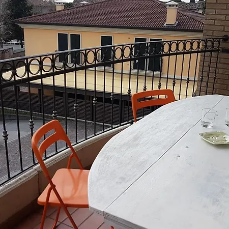 Vicino Agripolis Wifi - Fra Venezia E Padova In Un Piccolo Paese - Maya דירה Legnaro
