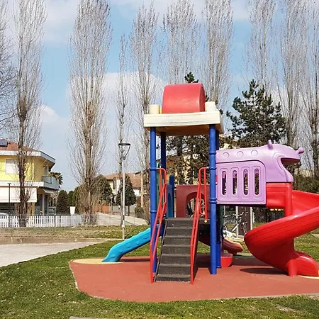 Apartment Vicino Ad Agripolis Fra Venezia E Padova In Un Piccolo Paese - Maya