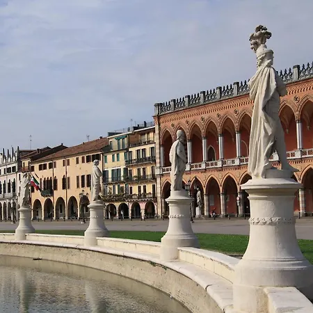 Vicino Agripolis Wifi - Fra Venezia E Padova In Un Piccolo Paese - Maya Legnaro