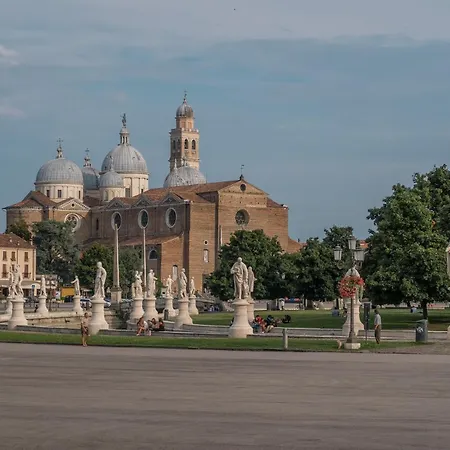 Vicino Agripolis Wifi - Fra Venezia E Padova In Un Piccolo Paese - Maya Legnaro