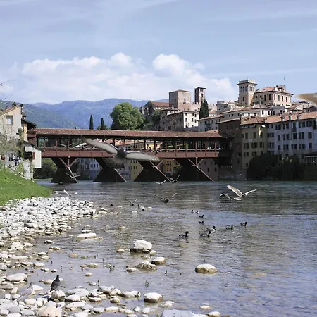 Vicino Agripolis Wifi - Fra Venezia E Padova In Un Piccolo Paese - Maya דירה Legnaro